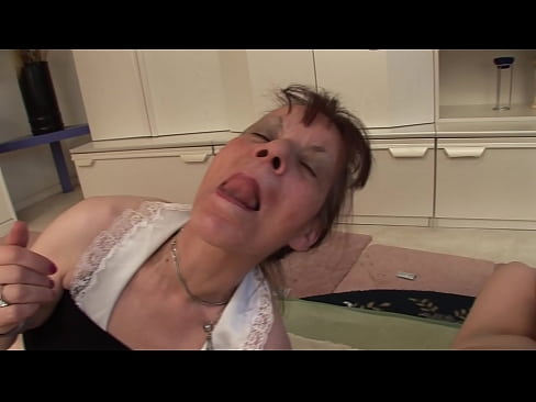 ❤️ Żewġ nanniet u nannu wieħed għandhom threesome ️❌  Sess fil-porn mt.taxiporec.top ❌️❤